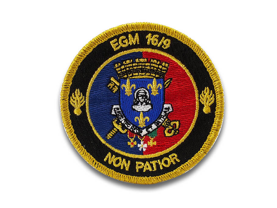 Patches militares bordados