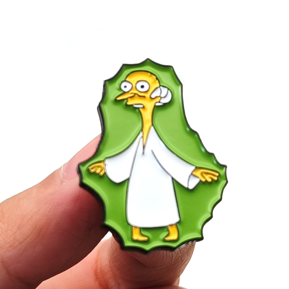 A anime de metal por atacado Pins Carton Simpsons pinos engraçados Crachás de anime de esmalte fofo