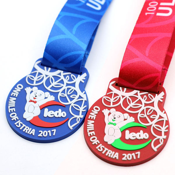 Crianças de silicone personalizadas Racting Race Medallion Vencedor personalizado Sport PVC Medal No MOQ