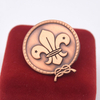 Alta qualidade Antique Copper Metal Lilly Lapel Pin Shap Scouts Sports Sports Pin Bistage para lembrança